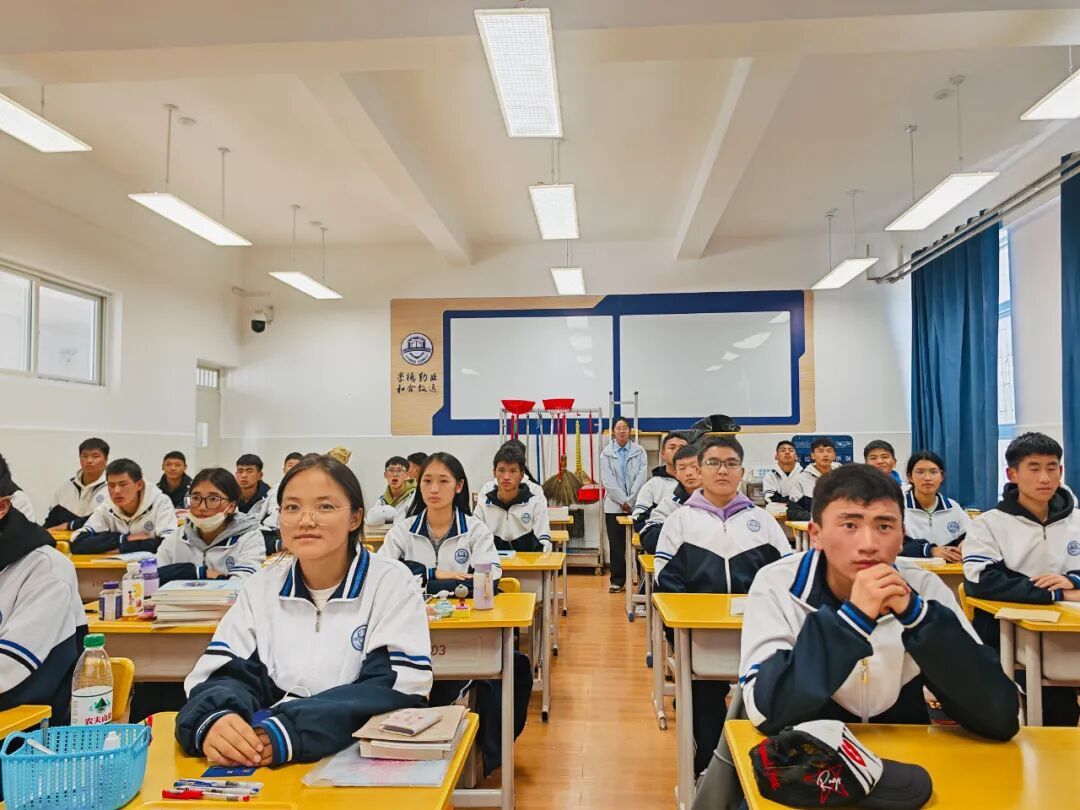 ѧԺУʦ�����ۼ����й�������ս�������練����˹ս��ʤ��80������ ������ʷ����ǰ�� ?(ͼ16)