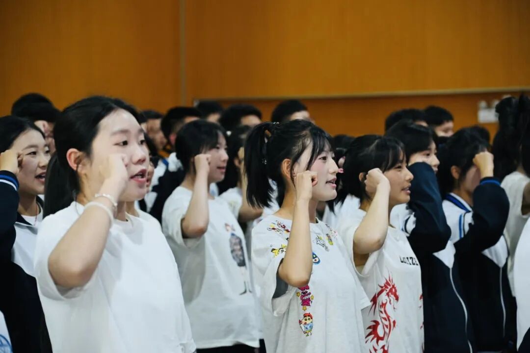 香职动态 | “匠心筑梦，青春起航”——师范教育部举行2025届毕业仪式(图25)