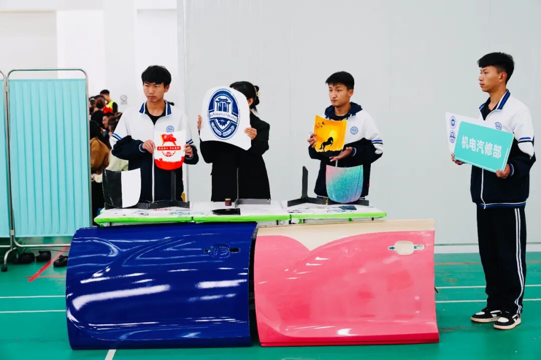  ����logo�ٷ���վ���߹ۿ���� �����������е�רҵѧУ��ף����104���������ߵ��߽�У԰�Ļ������ھ���(ͼ29)