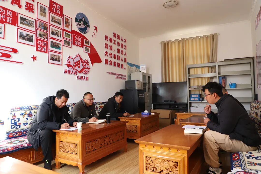 香职新闻｜“四扶”并举 共绘发展新篇章—院校赴乡村振兴联系点德钦县燕门乡禹功村开展巩固拓展脱贫攻坚成果同乡村振兴有效衔接系列活动(图2)