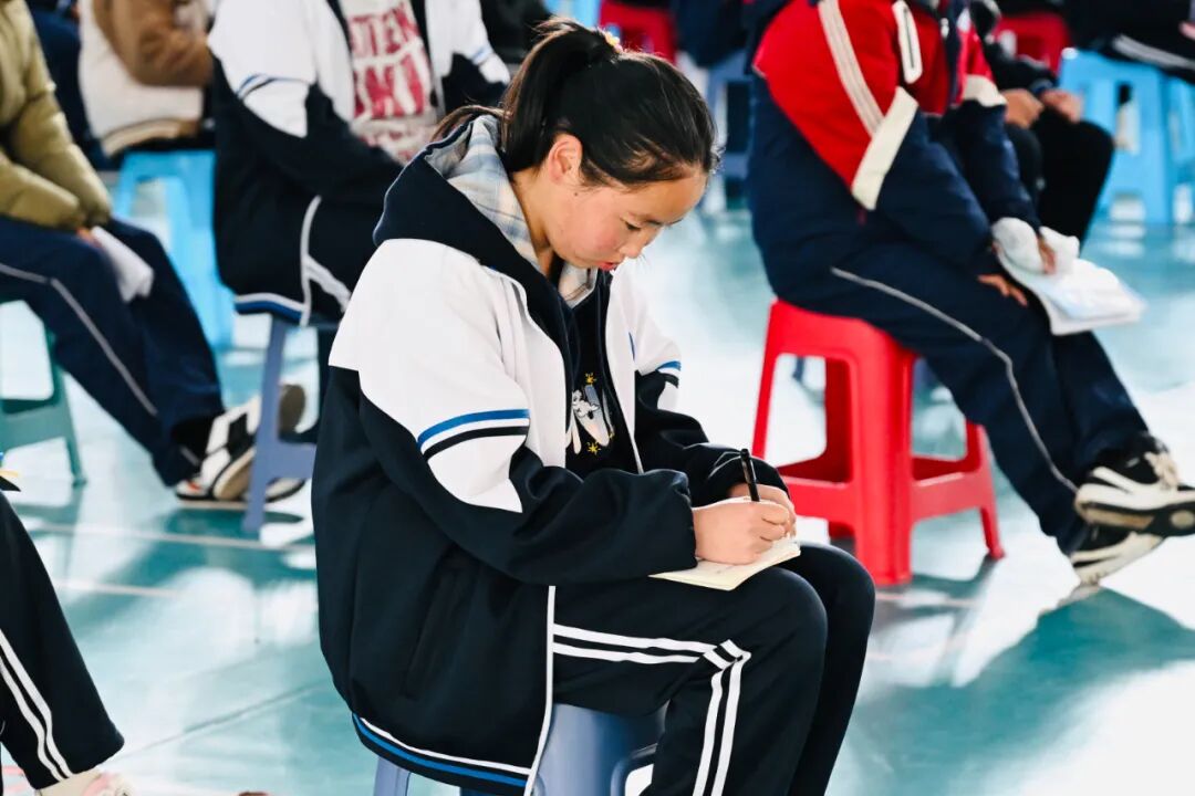 德育大讲堂第五讲开讲(图3)