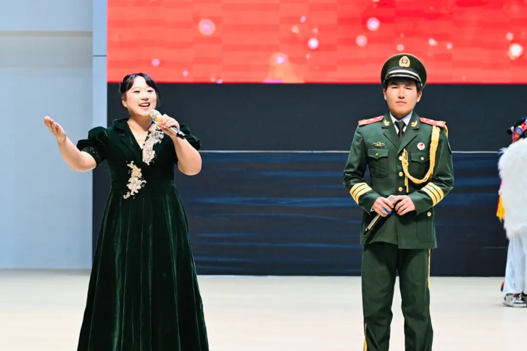 学院举办国防教育主题晚会暨征兵宣传活动(图4)