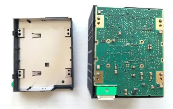 施耐德PLC内部拆解，看起来相当过瘾！的图6