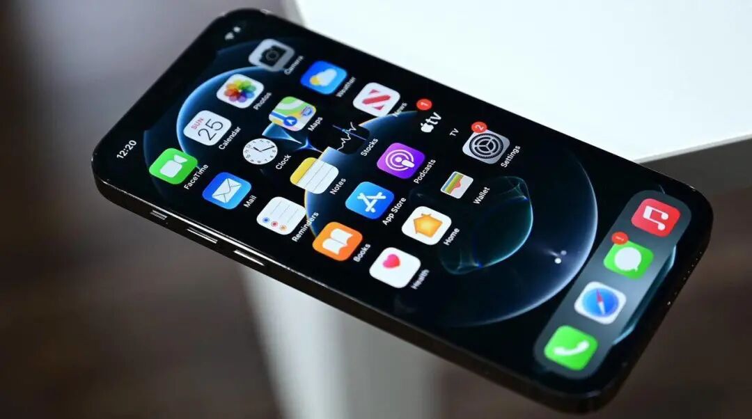 蘋果新專利流出：新玻璃支撐結構可使 iPhone 屏幕更薄、更堅固的圖1