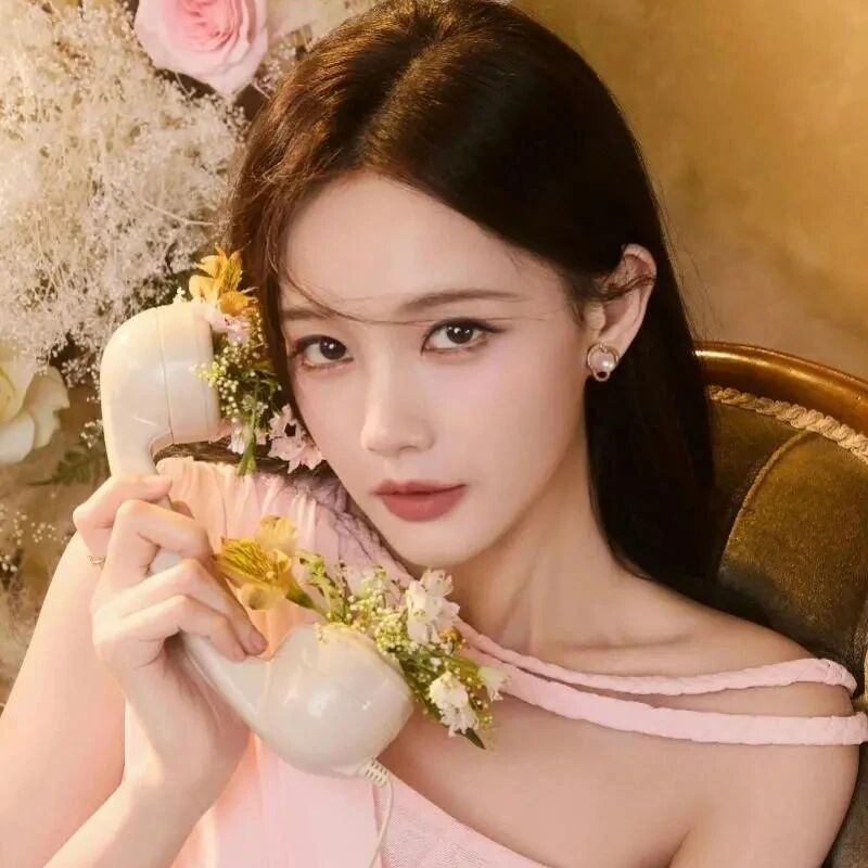 李一桐:其实我和宋一梦很像,也挺“癫”的