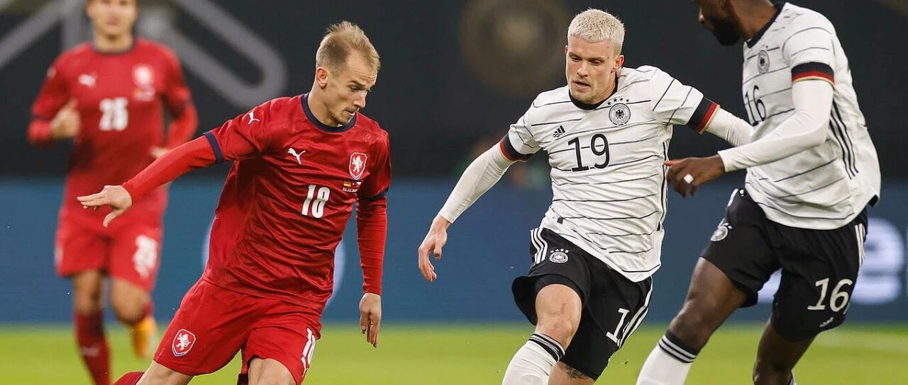 【人物】菲利普·马克斯：一战超越父亲！一战反超对手？