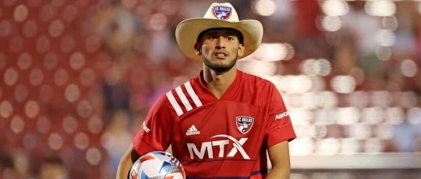 【热点】德甲保级队斥巨资收购美国小将