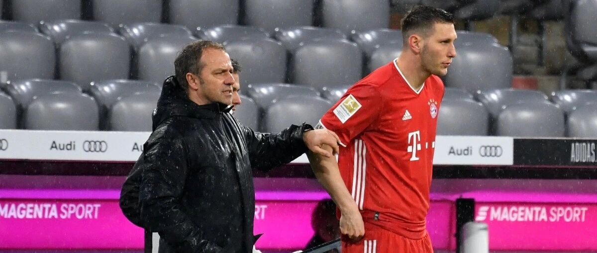 【热点】场上即将进入“卡塔尔时间”，场下跟图赫尔抢中卫