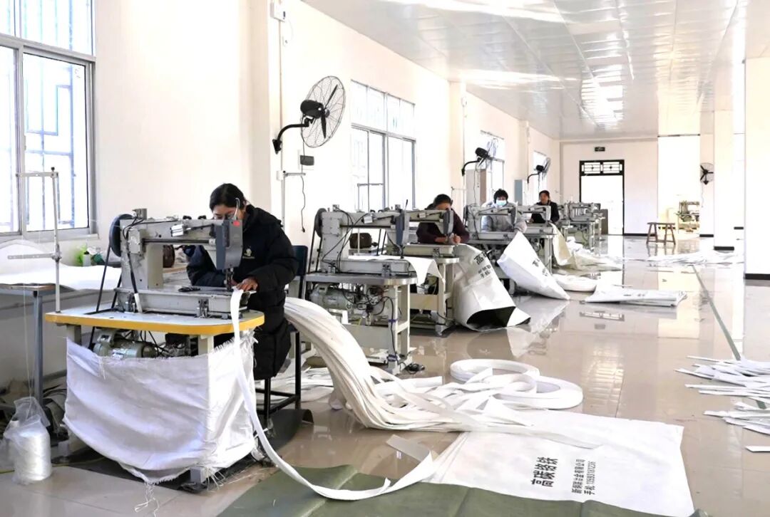 平湖乡：工厂建在“家门口”  增收就业“有奔头”