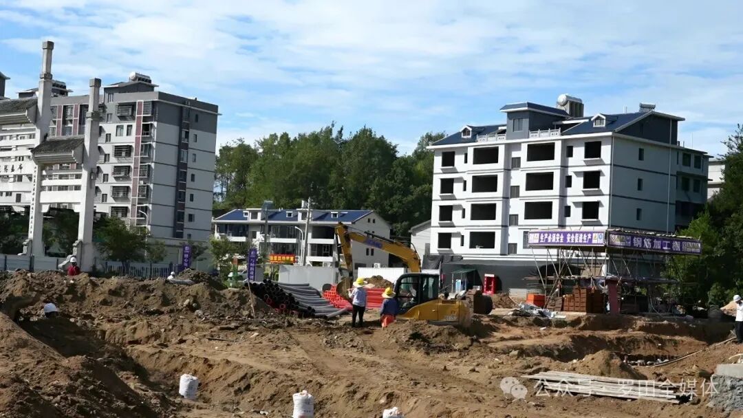 锲而不舍落实中央八项规定精神·攻坚克难 为民解忧