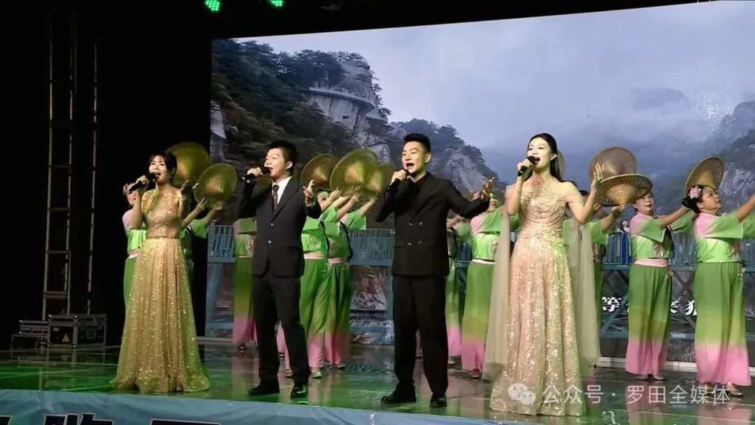 《声动罗田》纳凉晚会：山水为幕 书香沁心