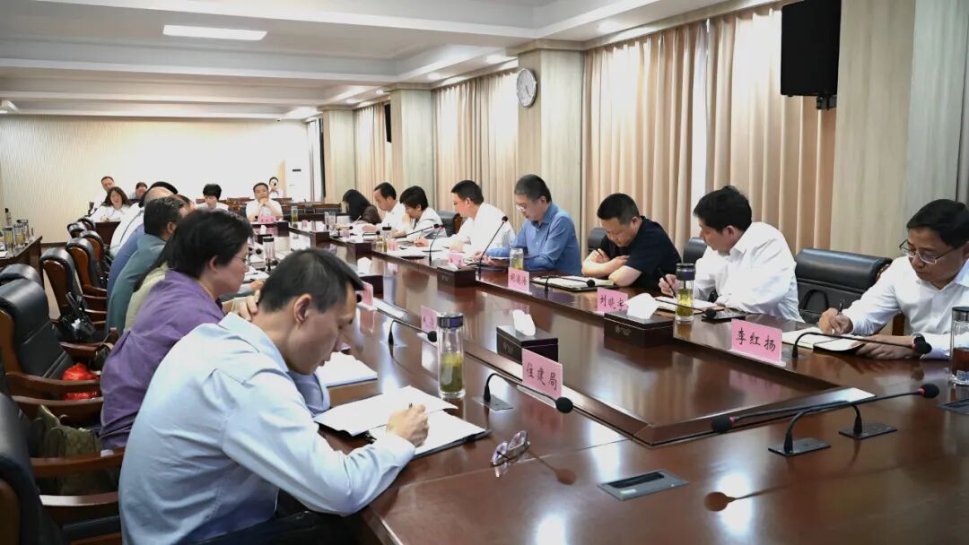 罗田县政府召开群众身边不正之风和腐败问题集中整治集体约谈会