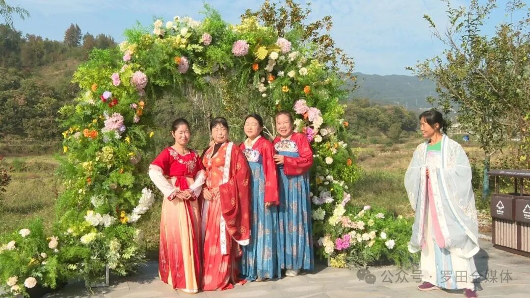 匡河社区：汉服传古韵  欢乐度重阳