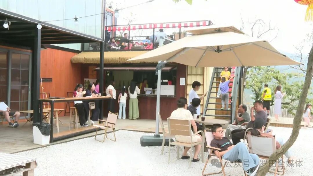 “柿里牧歌”三天接待游客1.2万人