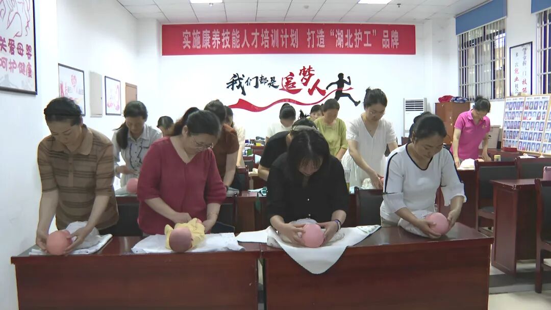 县人社局：培训招聘双向赋能  拓宽群众就业路