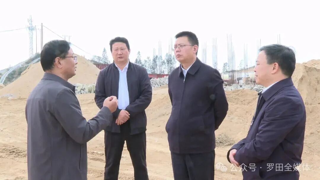 周黎调研重点项目建设和特色产业发展工作