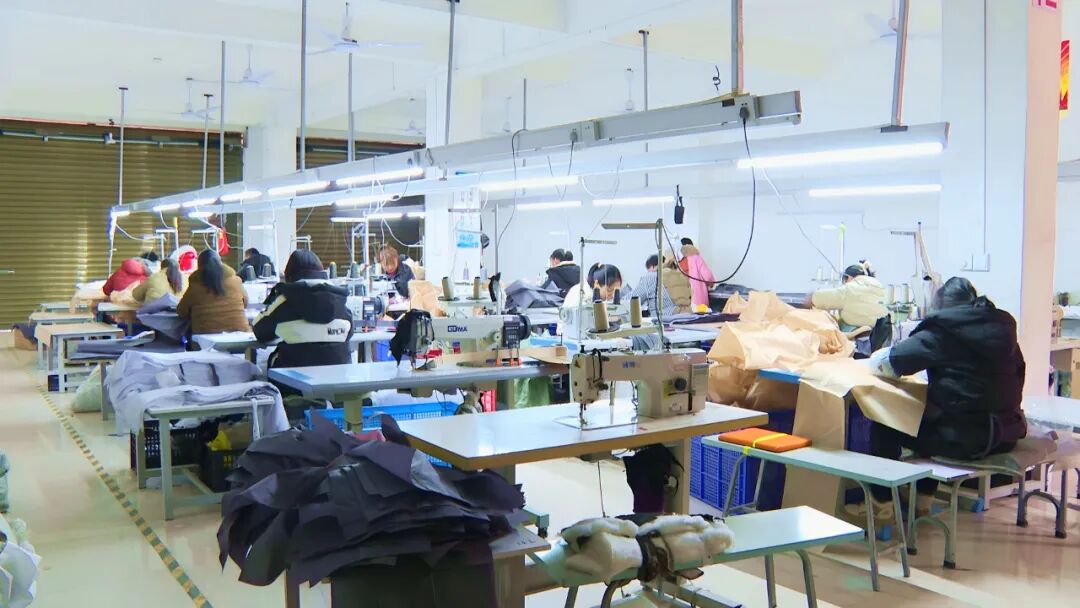 聚力建支点 夺取开门红