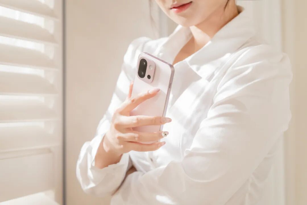 如何定义“真香”？2025小屏旗舰选购指南