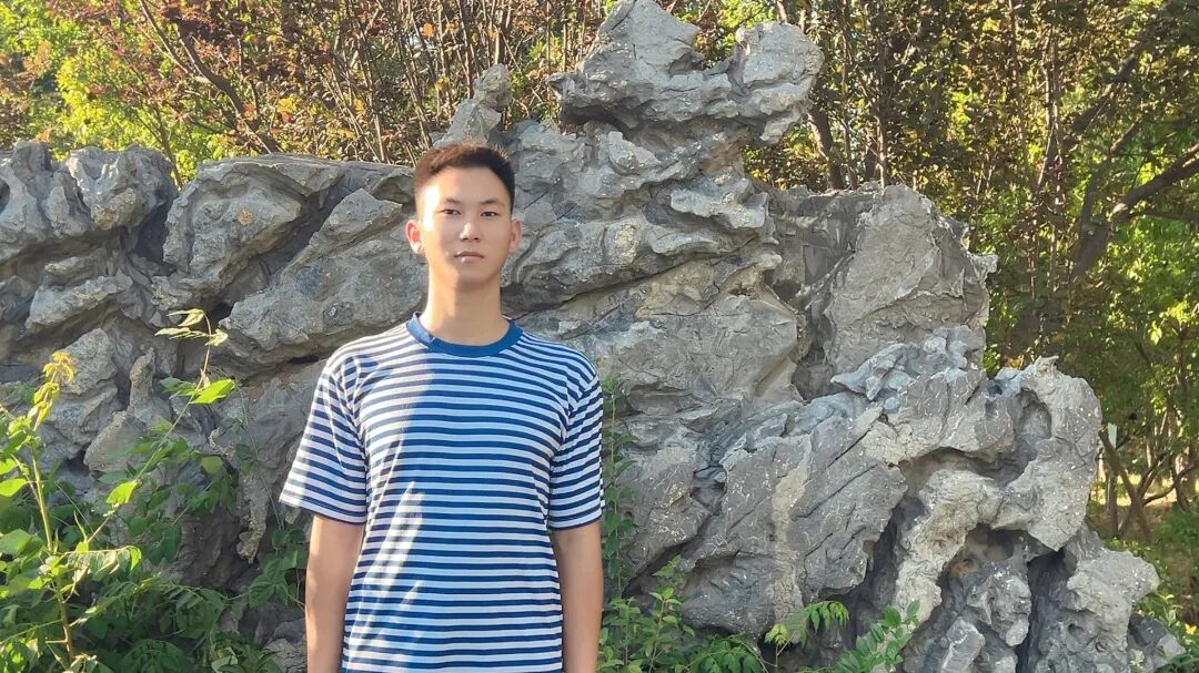 陈闯.jpg