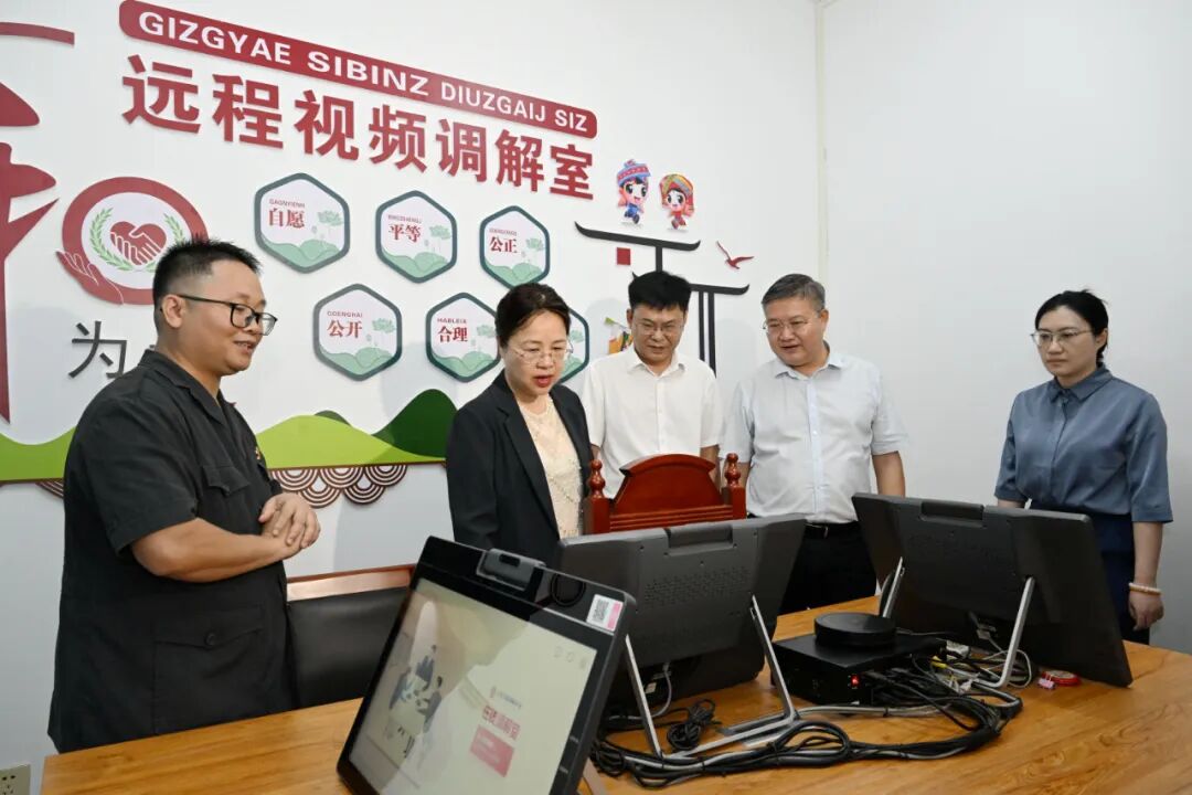 记者 王湖禄 摄5月29日,市委书记钟畅姿到钦北区就建设铸牢中华民族