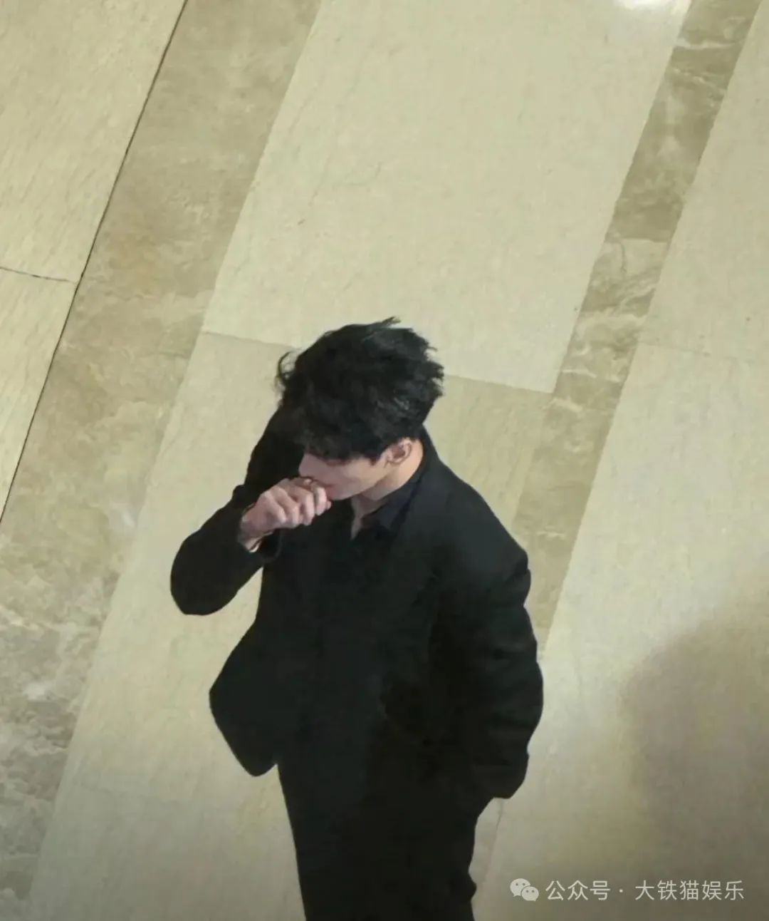 杨洋活动直拍