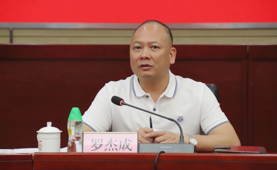 乐平镇持续深化河湖清"四乱"扎实推进水环境治理