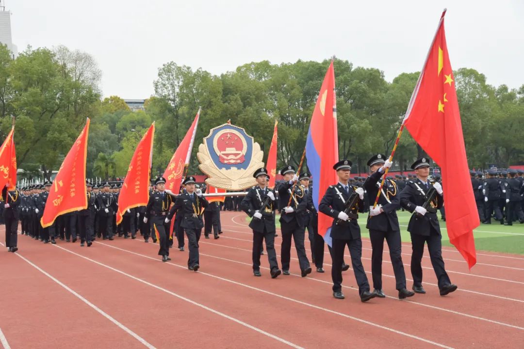 武汉警官职业学院风景图片