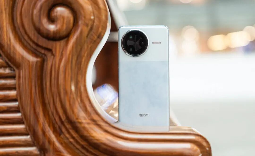 2025近乎“完美”的3款手机，性能、拍照、续航都在线，没有短板