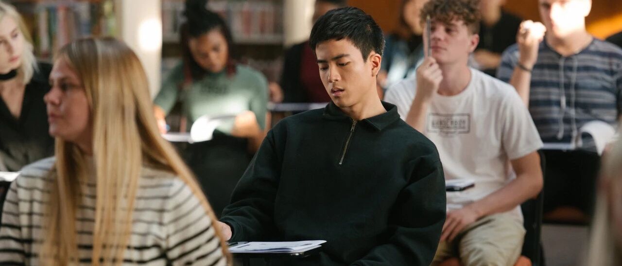 播放量超30000000次，这部「奇葩行为大赏」真刺激又好看！