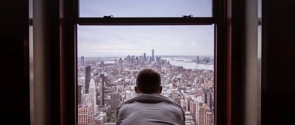 7年前，那两个为救一车陌生人而错过高考的夺刀少年，后来的故事让人泪目……