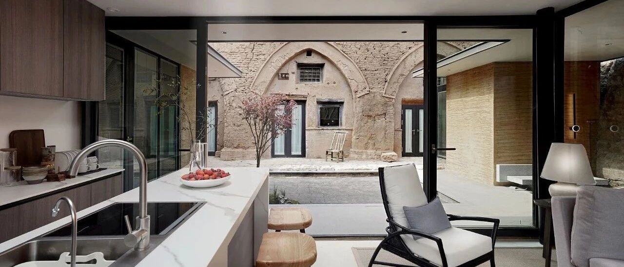 乡村破败窑洞逆袭 | 变身质感古朴民宿