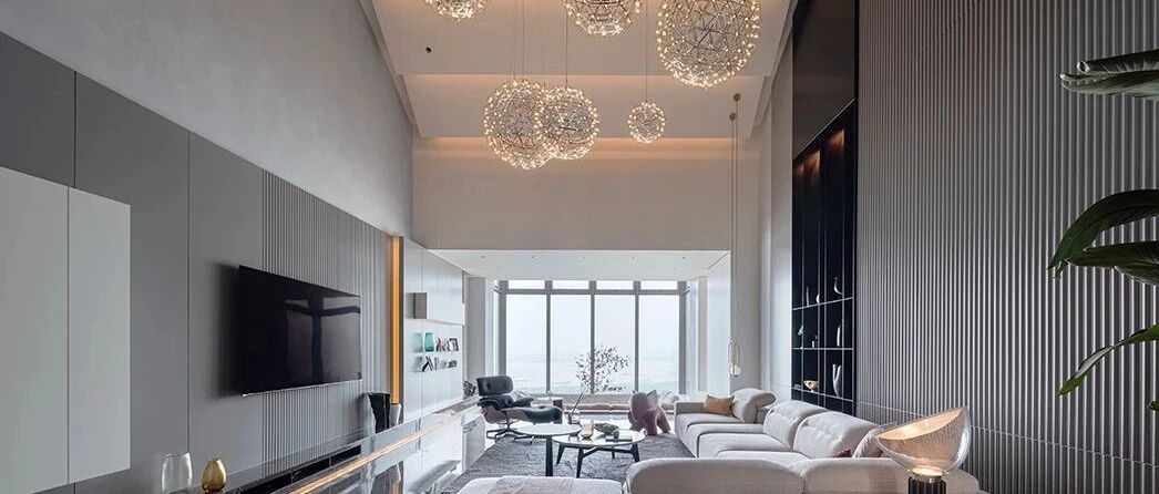 600㎡ 奢华江景顶层复式，深邃于空，容纳万境