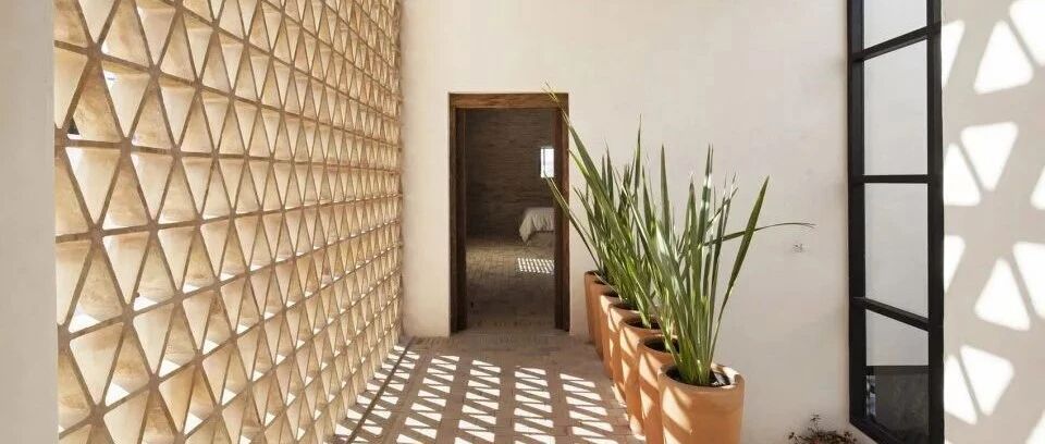 镂空花砖 | 极致的光影美学