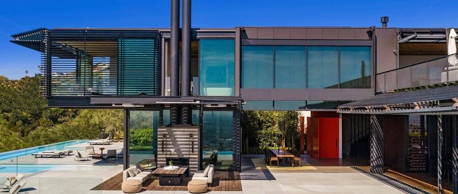 4亿一幢的好莱坞豪宅，粗糙外表下，竟有这些令人惊讶的机关！