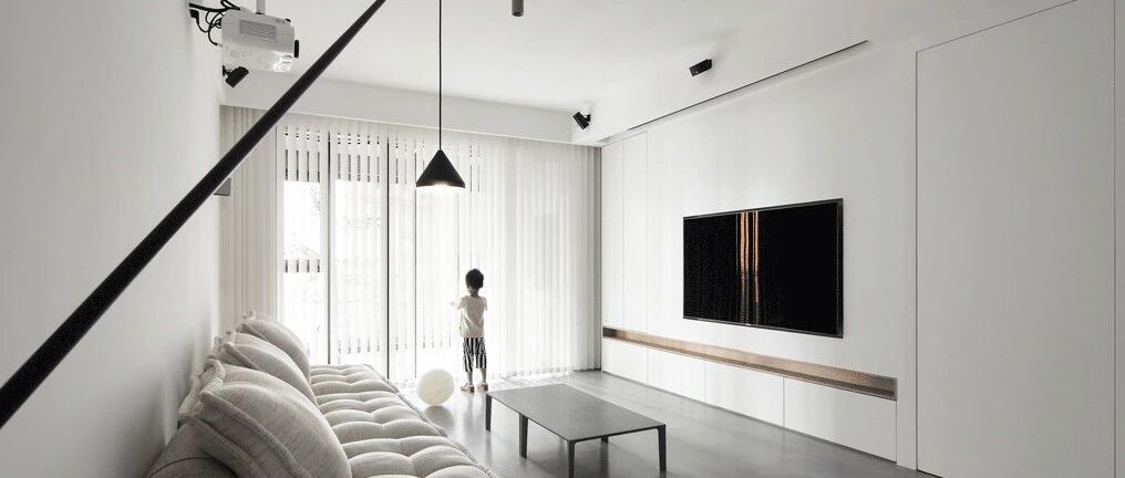 135㎡小三室拆出大开间，清水混凝土体验卡戴珊同款“家徒四壁”！