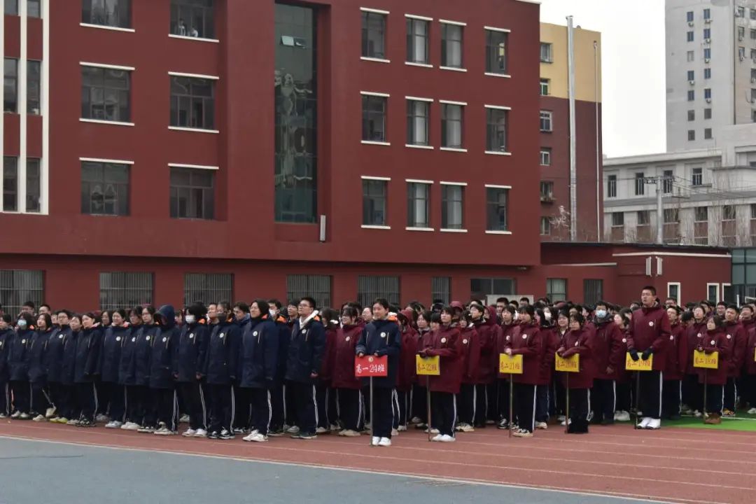 沈阳市十中学校服_沈阳市十中学录取分数线是多少_沈阳市第二十中学