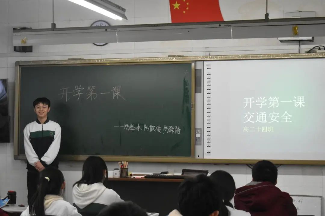 沈阳市十中学录取分数线是多少_沈阳市第二十中学_沈阳市十中学校服