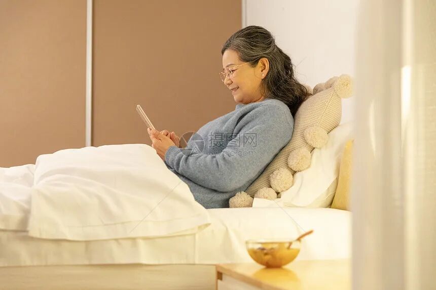 失眠调理指南：远离6大诱因，掌握6个助眠妙招，轻松一觉到天亮