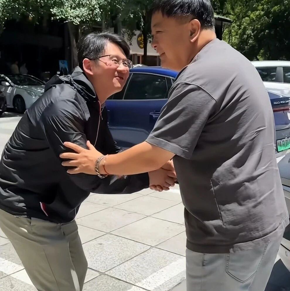 “过气”的洪剑涛,很会人情世故