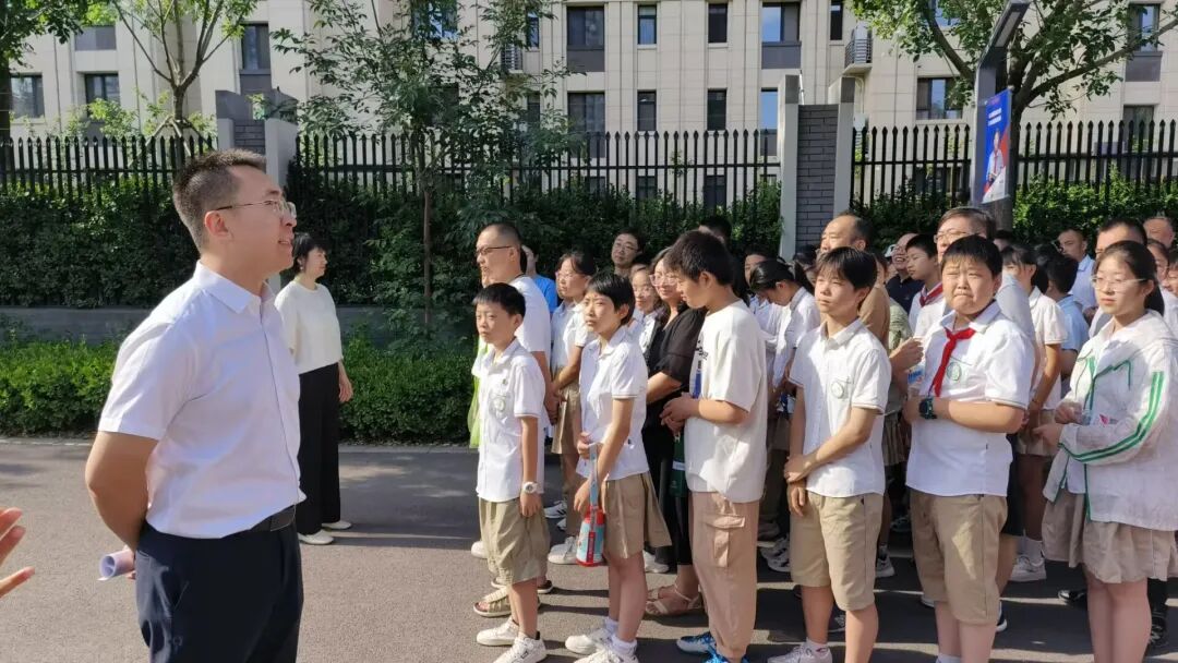【三引导行动·全环境立德树人】携手启航，共筑未来 —— 丰奥嘉园小学六年级毕业生访校活动圆满举行