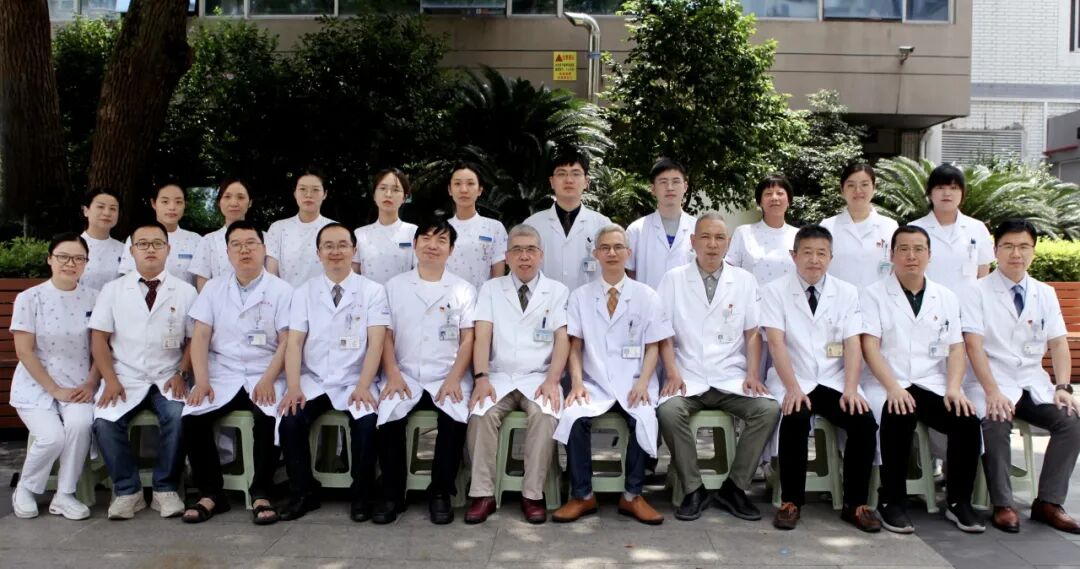 气管插管怎么取出惊险！20厘米尖刀刺入鼻面部，多科医生协作成功取出_https://www.jmylbn.com_新闻资讯_第8张