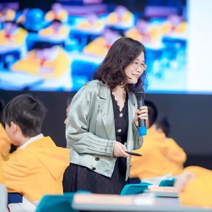 【艳平专栏】艳平教写作：2023年江西省中考满分作文素材运用解析