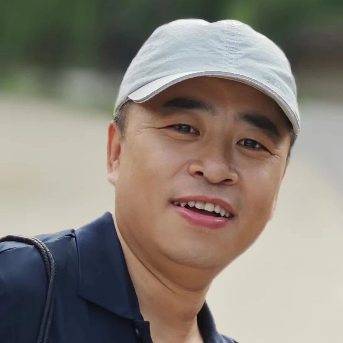 第3661季【李刚专栏】小生活（201）用一杯酒，致敬十五年