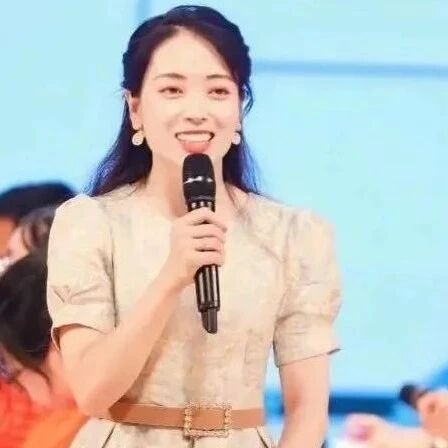第3691季【杨静专栏】中考作文素材拓展：观察社会，体悟人生