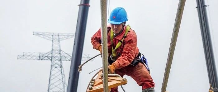 致敬，在节日坚守岗位的你们