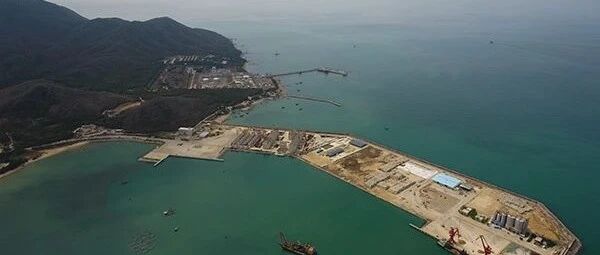 加快形成以国内大循环为主体、国内国际双循环相互促进的新发展格局，如何理解？