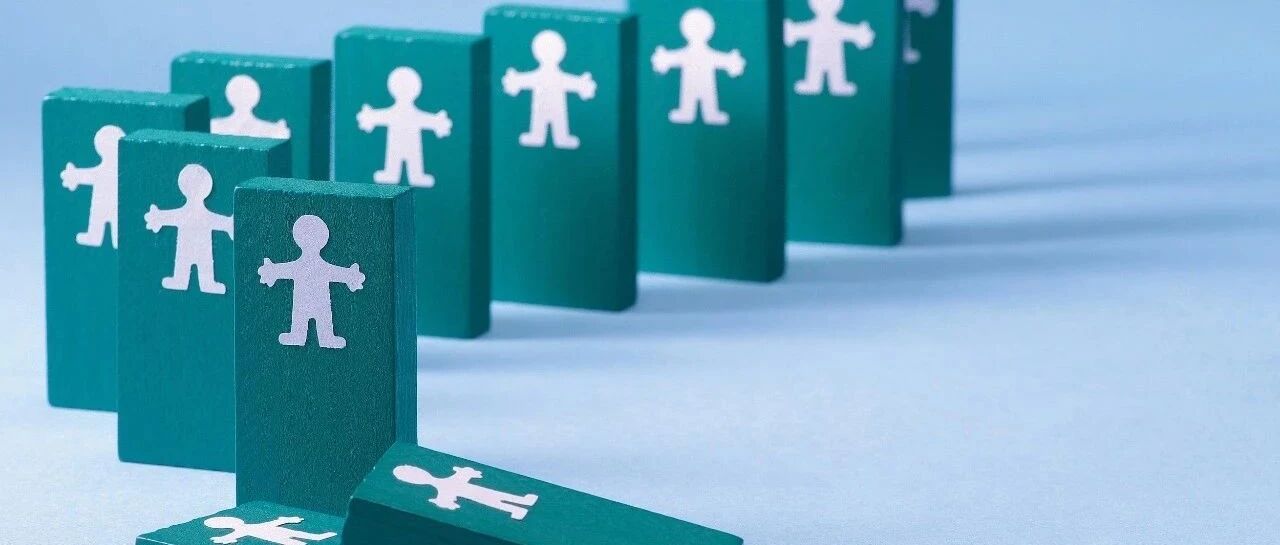 “路边捡钱生意”牵出灰色产业链