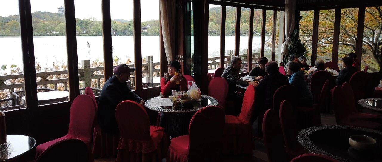 西湖边私人会所变身老百姓茶楼，专项整治回头看