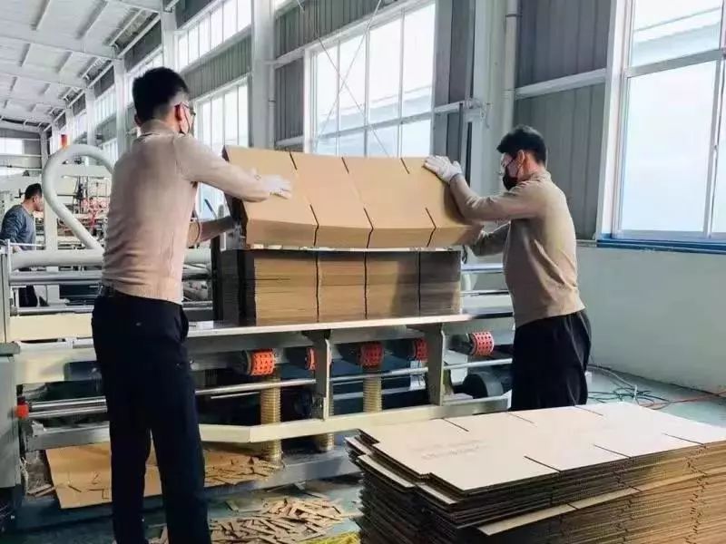 包裝盒印刷制作廠_珠海印刷招聘糊盒機(jī)長(zhǎng)_禮物盒包裝包裝辦法
