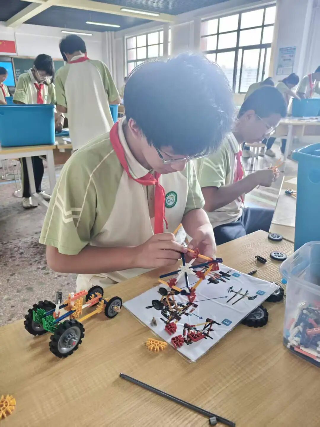 幸福德育 | 淬炼成长底色，筑梦少年锋芒——湘潭市益智中学七年级第一批劳动综合实践活动纪实（257-263班）